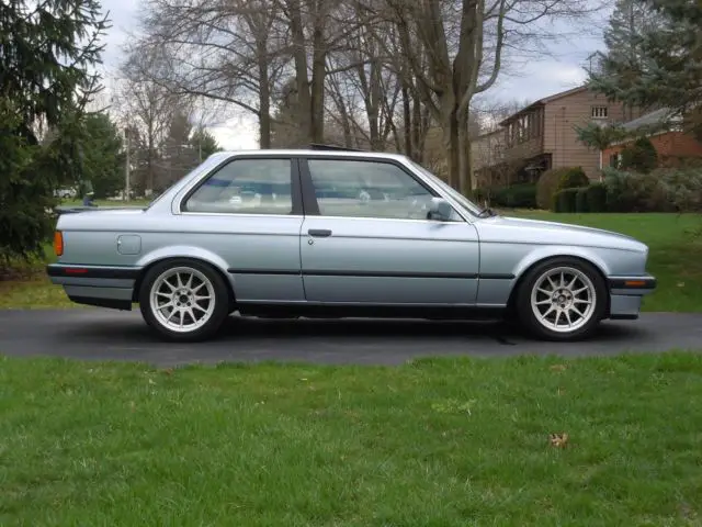 1990 BMW 3-Series