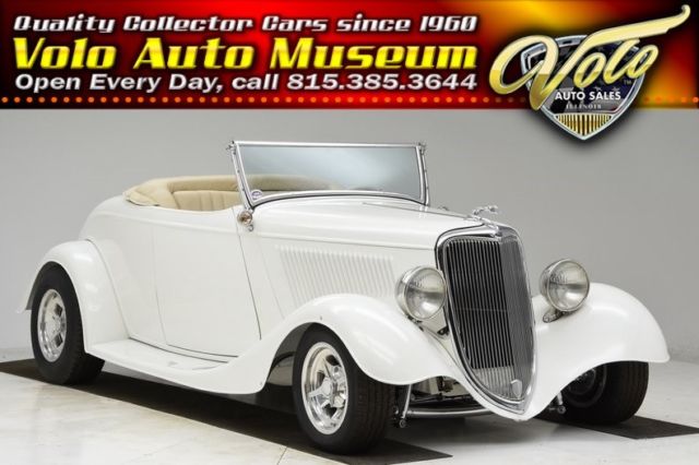 1934 Ford Custom --