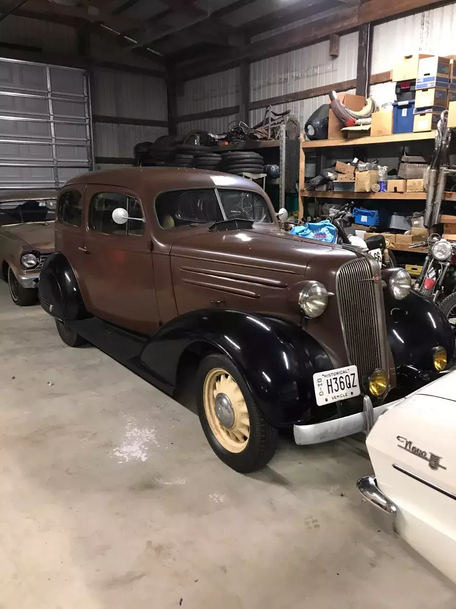 1936 Chevrolet Master Deluxe 2 Door Sedan