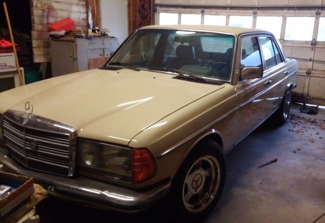 1980 Mercedes-Benz E-Class 280e