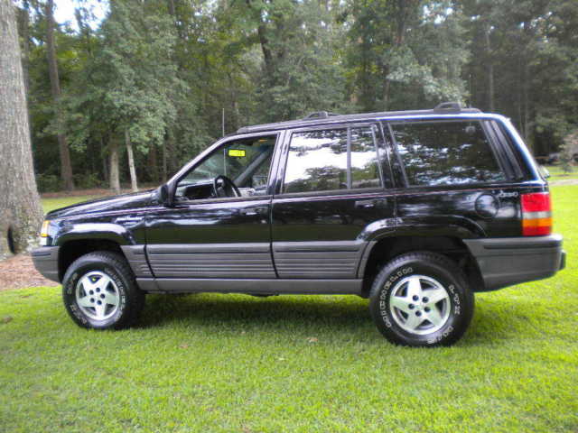 1994 Jeep Cherokee Black