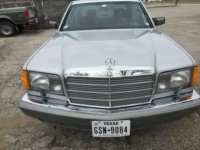 1990 Mercedes-Benz 500-Series Leather