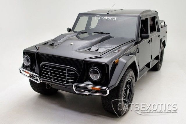 1990 Lamborghini LM002