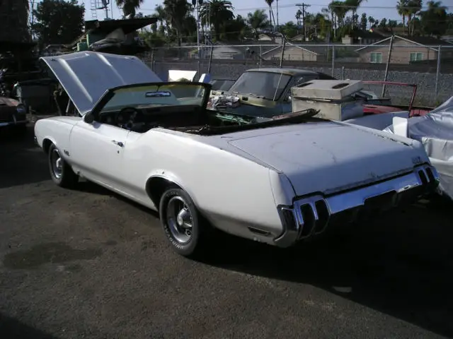 1970 Oldsmobile Cutlass Cutlass supreme convertable