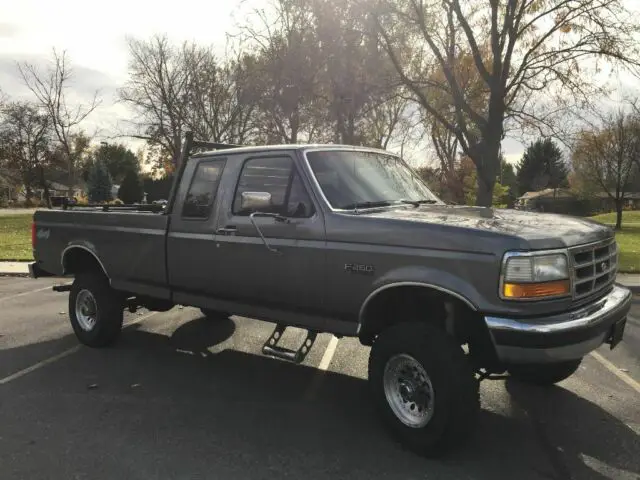 1992 Ford F-250 XLT Lariat