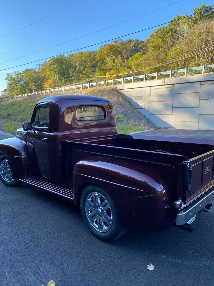 1948 Ford F-100