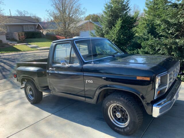 1983 Ford F-100