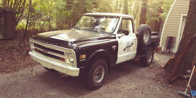 1968 Chevrolet C/K Pickup 1500 K10 Short Bed Step Side