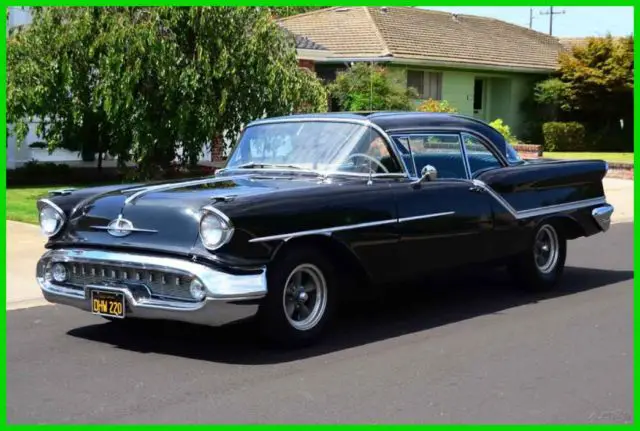 1957 Oldsmobile Eighty-Eight Rocket Holiday Hardtop