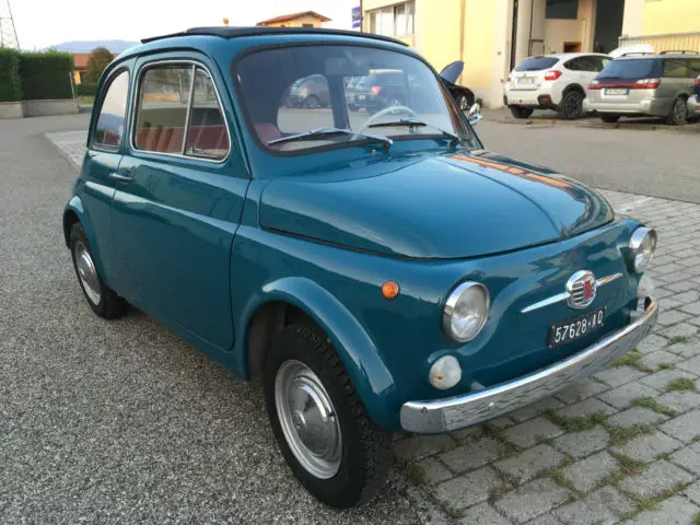 1967 Fiat 500 Amazing Blue Fiorentino with Red/white interior