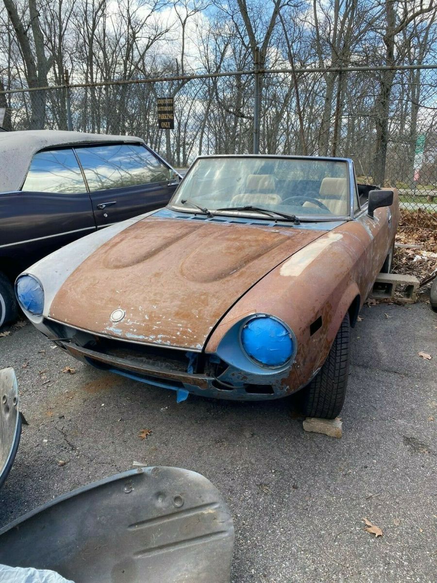 1982 Fiat Spider 2000