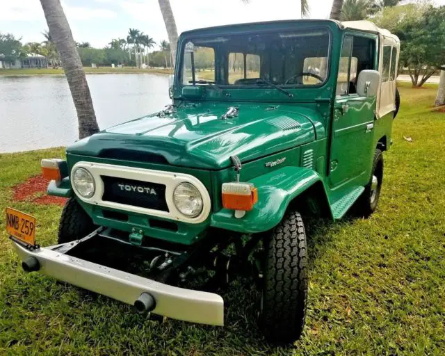 1977 Toyota Land Cruiser SUV