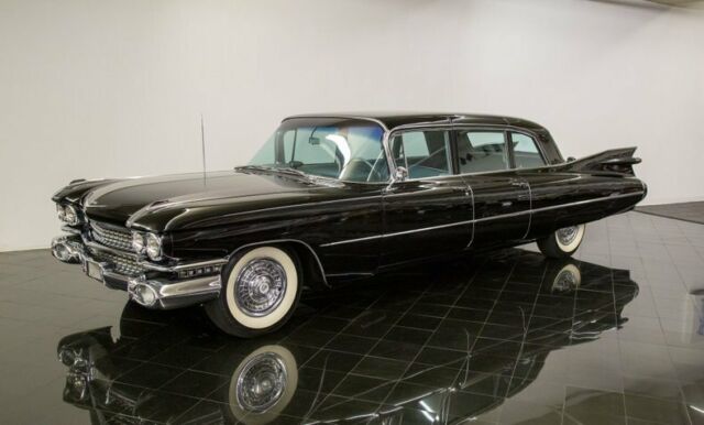 1959 Cadillac Fleetwood Series 75 9 Passenger Sedan