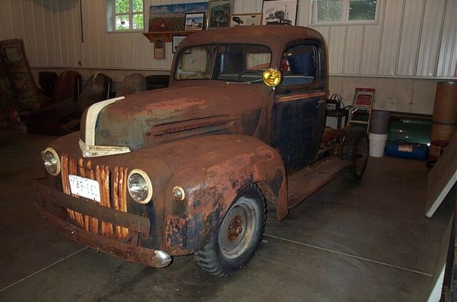 1946 Ford F-100