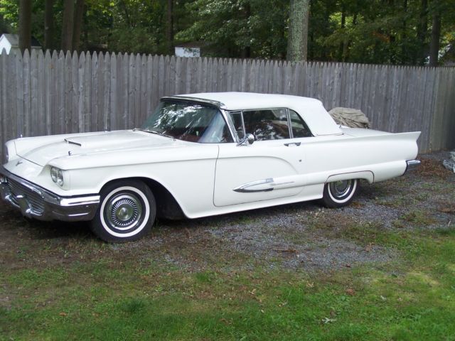 1959 Ford Thunderbird