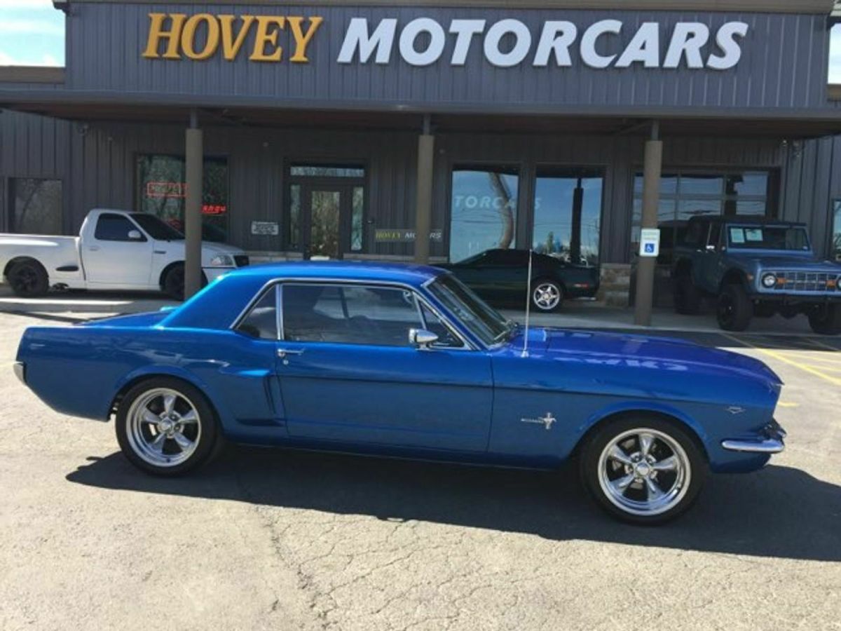 1966 Ford Mustang Restomod  coupe stroker