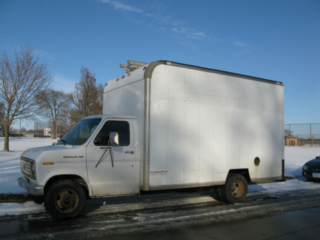 1987 Ford E-Series Van