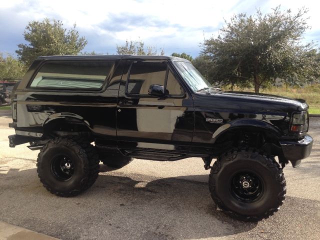1994 Ford Bronco XLT power everything