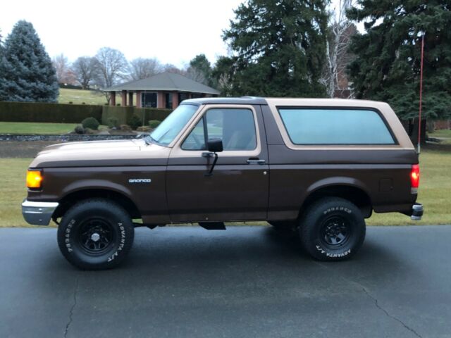 1990 Ford Bronco Custom