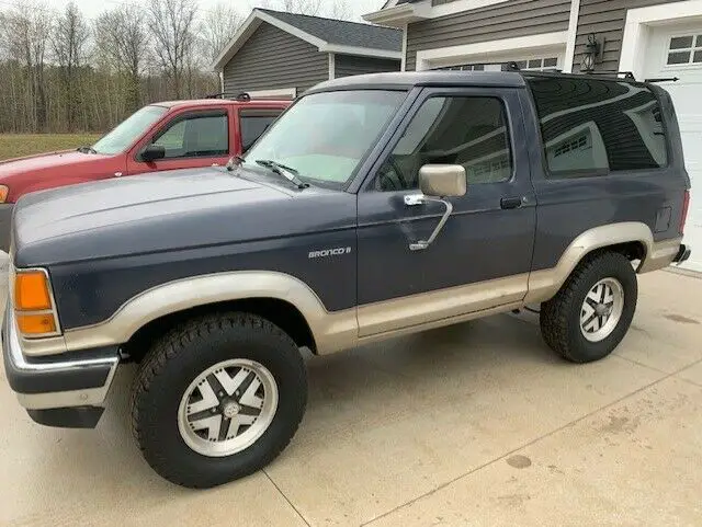 1990 Ford Bronco II XLT