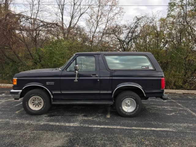1991 Ford Bronco XL