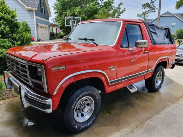 1986 Ford Bronco Standard