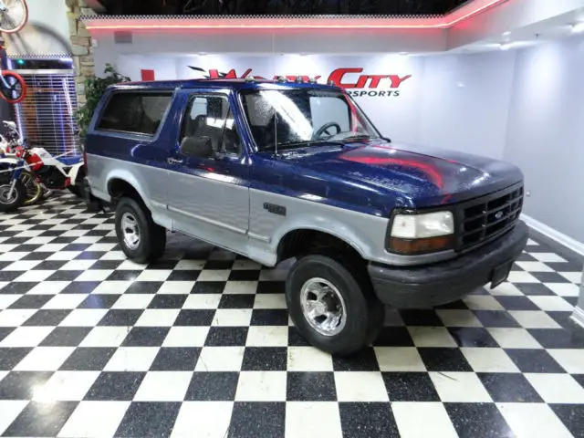 1994 Ford Bronco 105" WB XLT