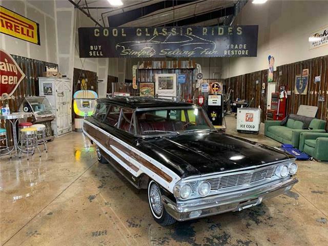 1964 Ford Country Squire Wagon --