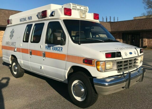 1992 Ford E-Series Van E350 Super Ambulance