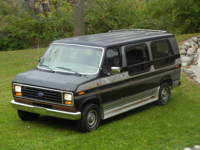 1988 Ford E-Series Van DMC conversion van