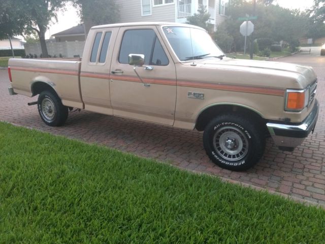 1988 Ford F-150 Extended cab
