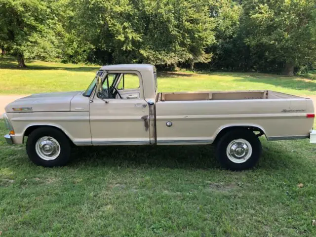 1971 Ford F-250 Camper Special