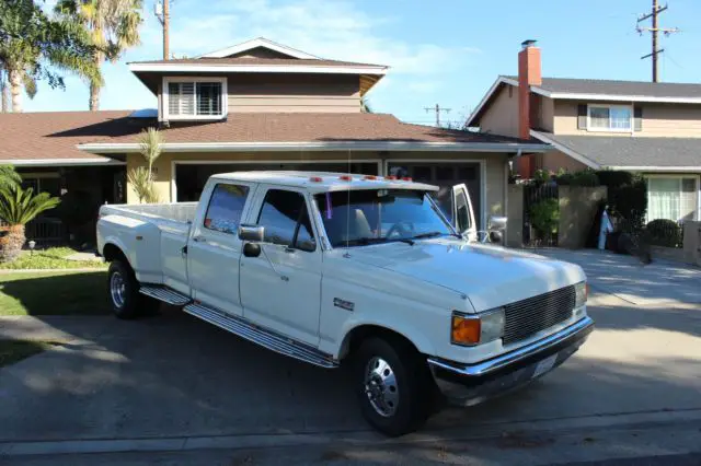 1990 Ford F-350 XLT Lariat with Roll A Long pkg