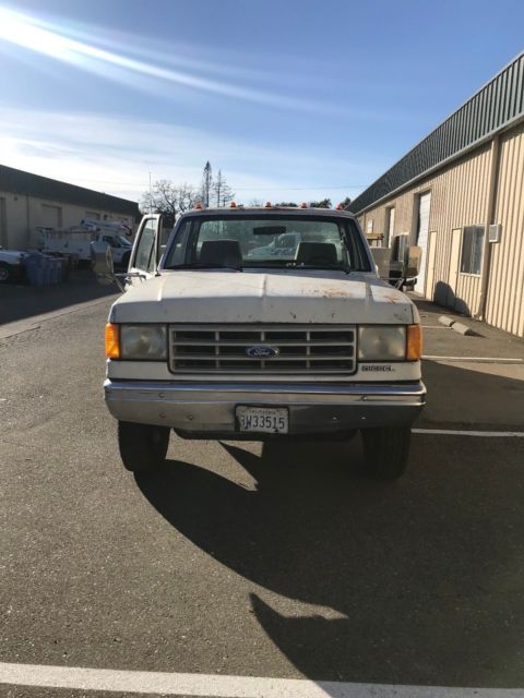 1989 Ford F-450 utility