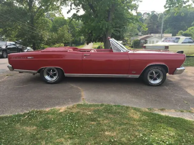 1966 Ford Fairlane XL bucket seats