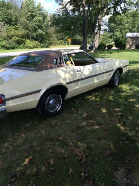 1976 Ford Torino