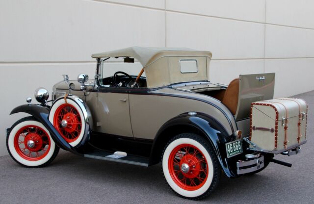 1931 Ford Model A Deluxe Roadster Rumble Seat Oldtimer