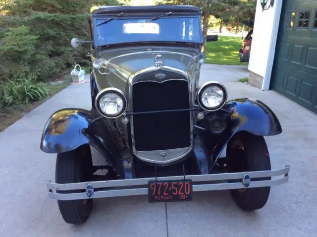 1931 Ford Model A slant windshield