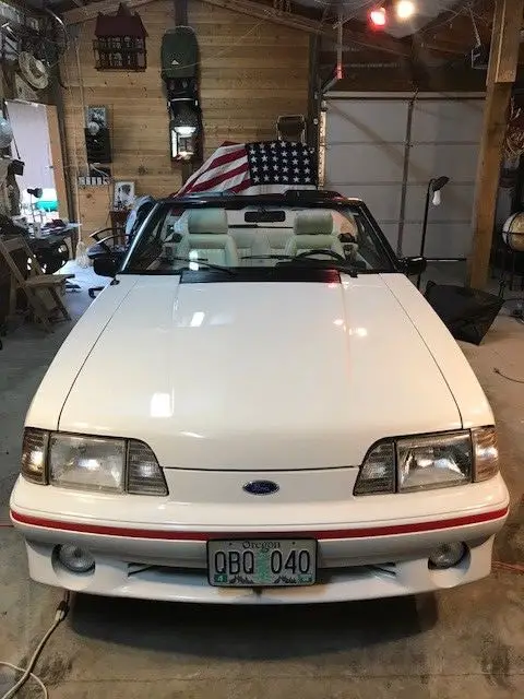 1989 Ford Mustang RED