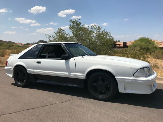 1988 Ford Mustang black