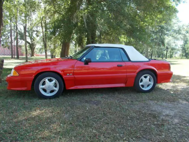 1993 Ford Mustang GT Convertible