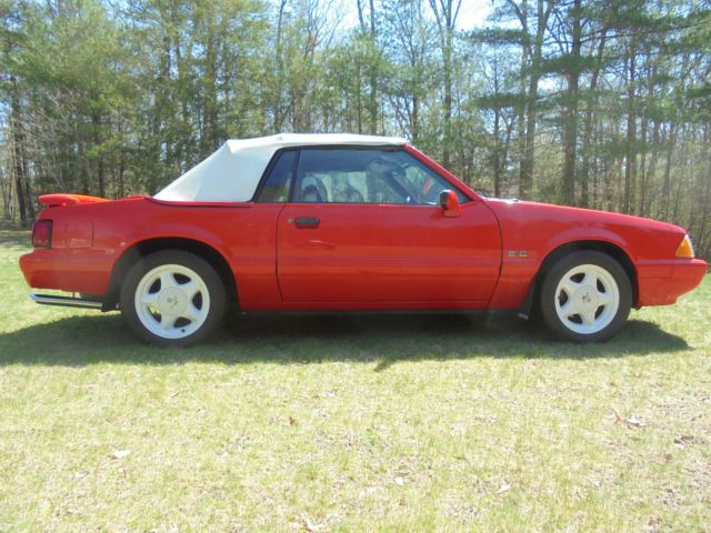 1992 Ford Mustang Summertime Edition convertible