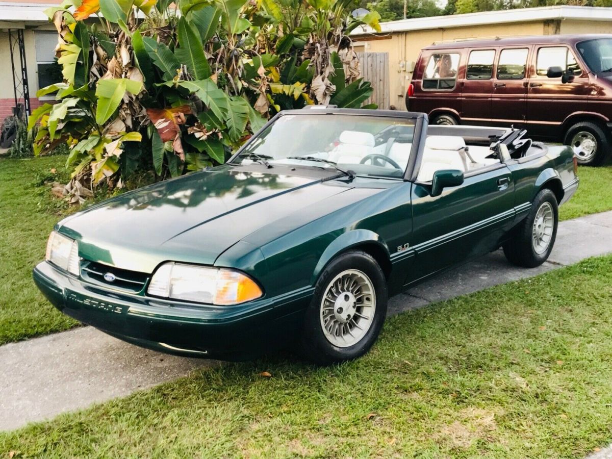 1990 Ford Mustang GT 2dr Convertible