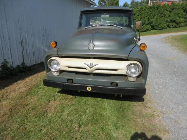 1956 Ford F-100 STANDARD