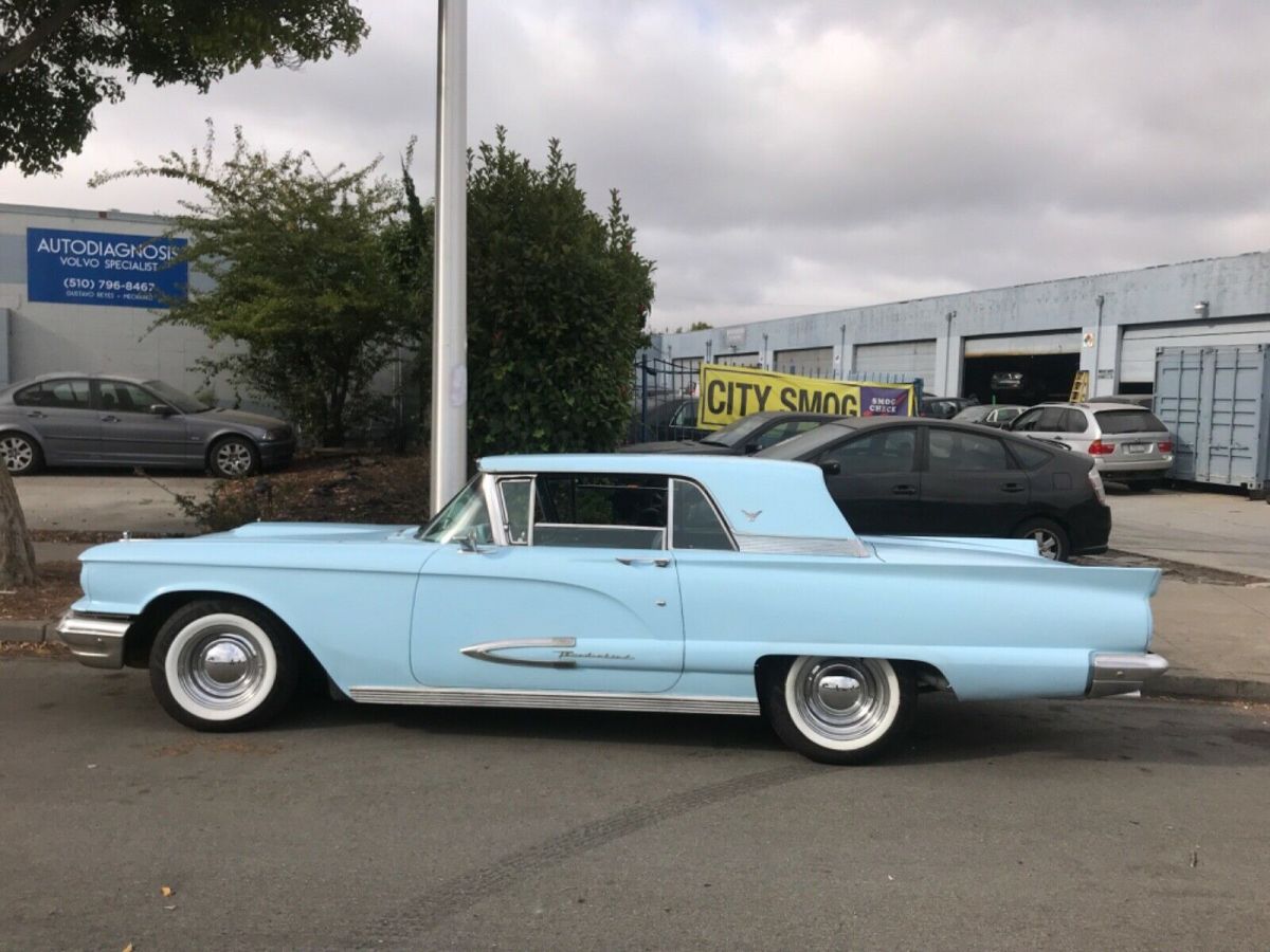 1959 Ford Thunderbird