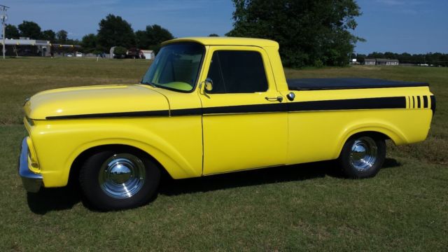 1961 Ford F-100