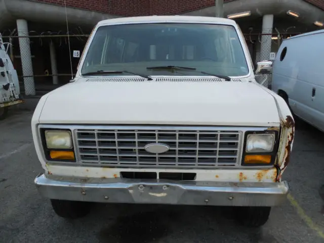 1987 Ford E-Series Van