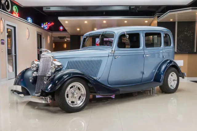 1934 Ford Sedan Fordor Street Rod