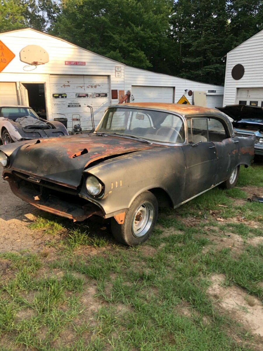 1957 Chevrolet Bel Air/150/210