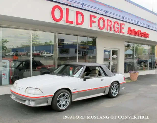 1989 Ford Mustang GT Convertible 2-Door